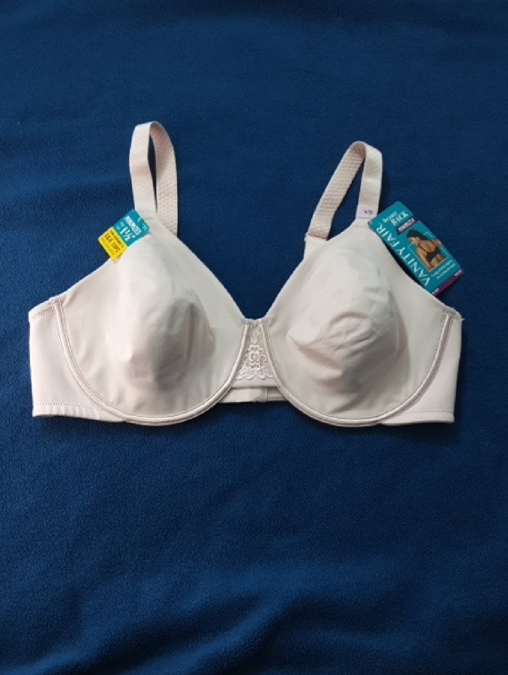 Vanity Fair Smooth Light Pink Underwire Bra Size 42D.
